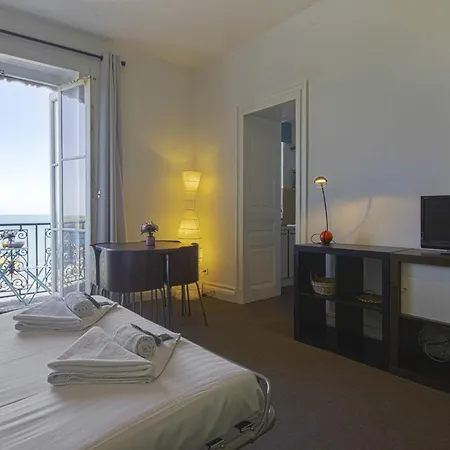 Charming Studio With Sea View & Balcony - - Welkeys アパート ビアリッツ